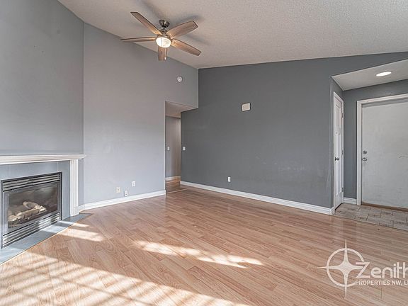 4th image of 15408 NE 90th St