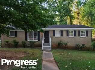 401 Sleepy Hollow Rd, Charlotte, NC 28217