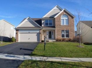 1076 Waterview Cir, Antioch, IL 60002