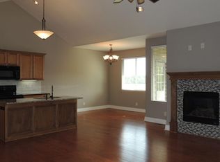 7421 E Summerside Pl, Wichita, KS 67226