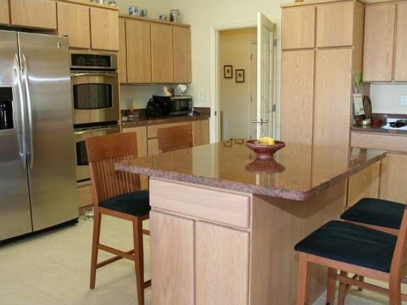 Kitchen, double oven