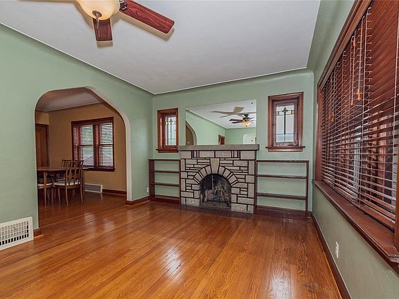 5th image of 5416 Lansdowne Ave