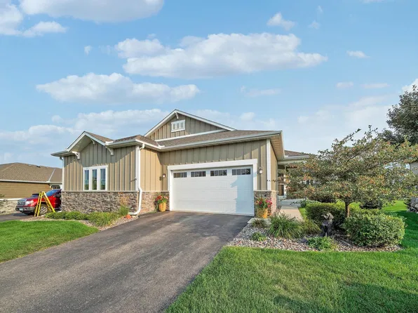 9187 Compass Pointe Rd, Woodbury, MN 55129