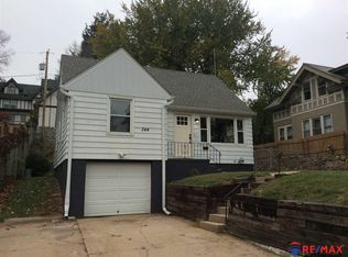 344 N 37th St, Omaha, NE 68131