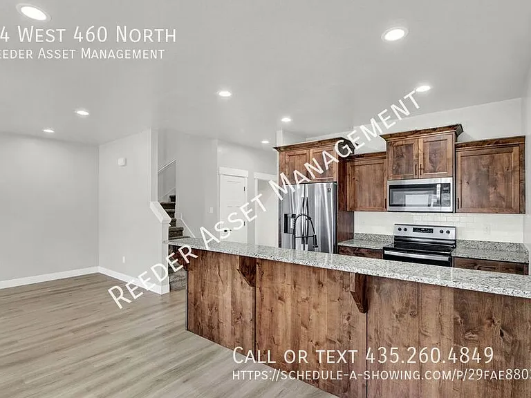 24 W 460 N — Photo 10