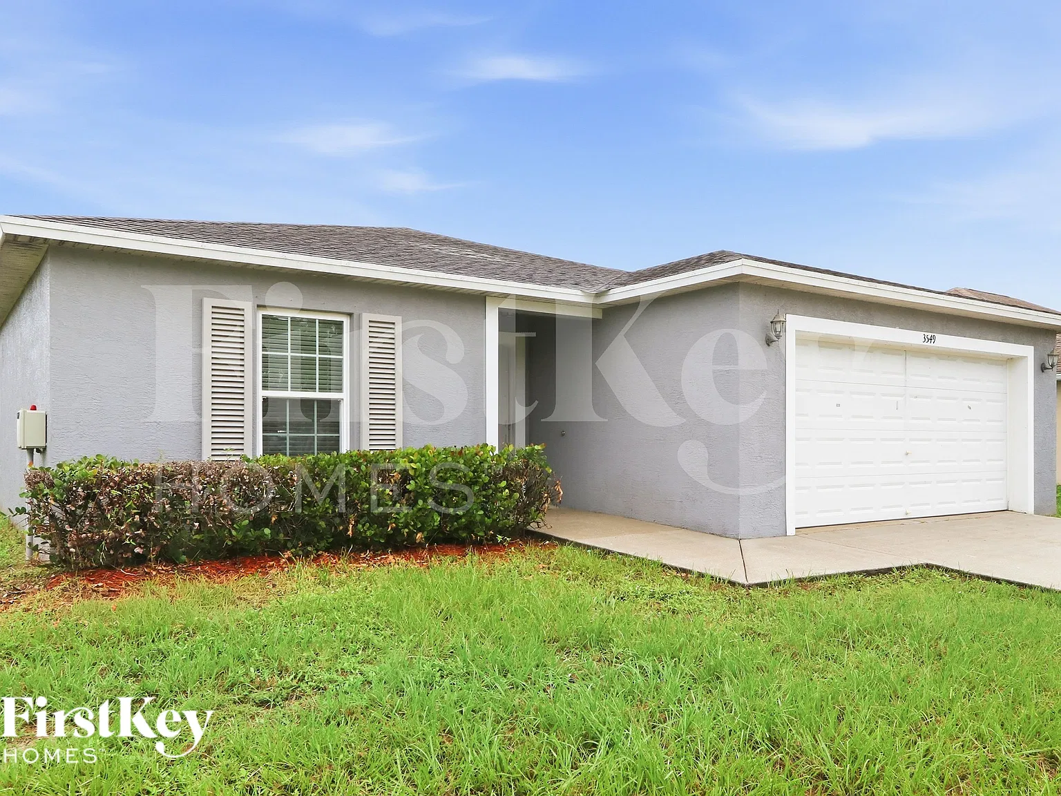 4 bed, 2.0 bath, 1833 sqft, $2,515 — Photo 2