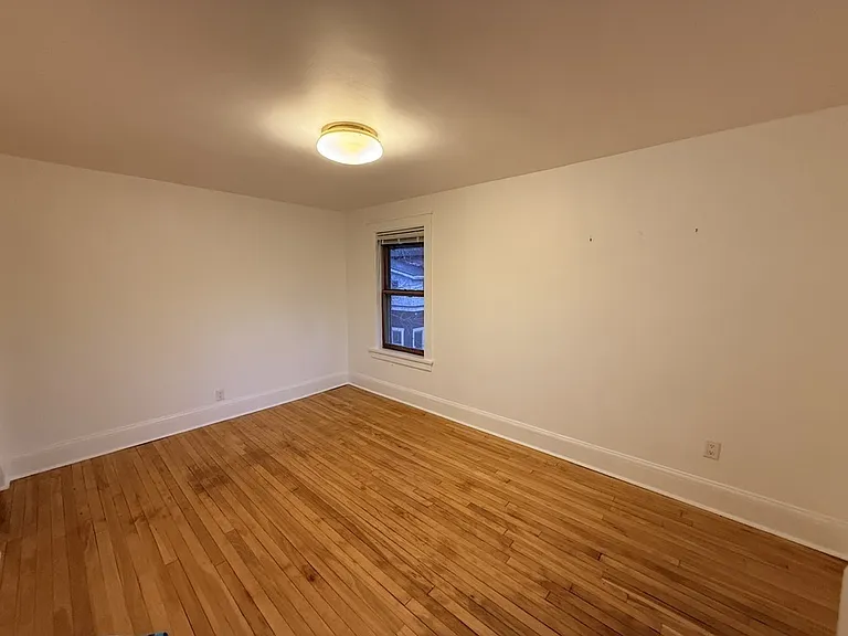 942 89th Ave N #102 — Photo 3