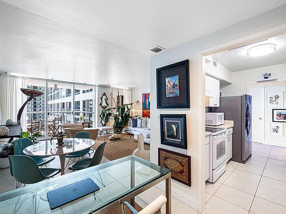 5th image of 1541 Brickell Ave APT 1007