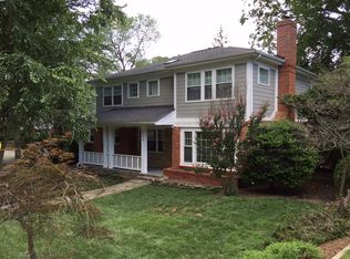 2524 N Ridgeview Rd, Arlington, VA 22207