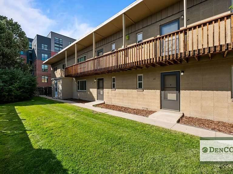 2375 S Race St #B — Photo 1