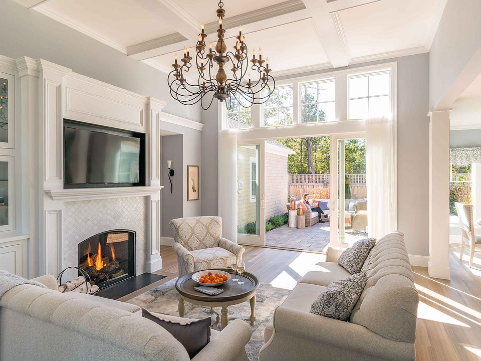 2nd image of 33 Summerhouse Dr #Qq1x7b