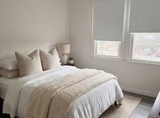 299A 7th Ave W, Newark, NJ