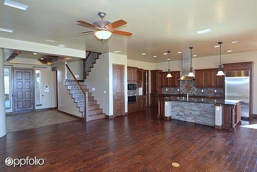 2nd image of 2504 Desert View Rd NE