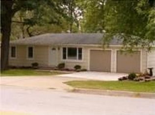 5422 Sterling Ave, Raytown, MO 64133