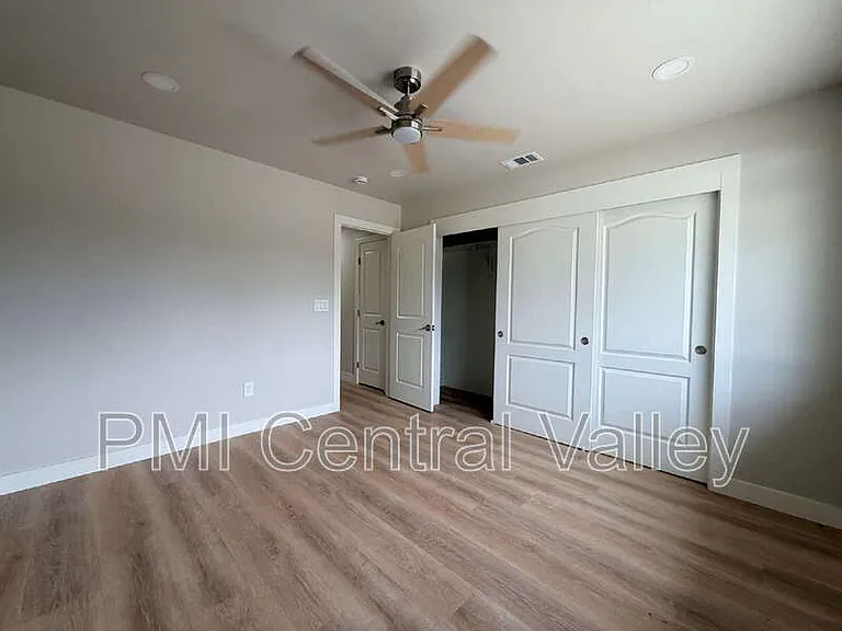 1710 Waverly Dr — Photo 37