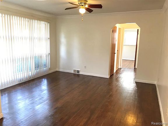 3rd image of 628 N Blair Ave