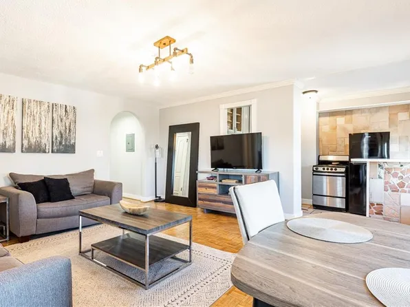 300 W Peachtree #10D, Atlanta, GA 30308