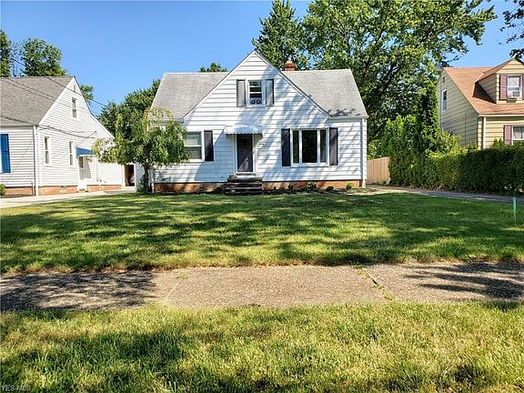 2nd image of 11418 Woodview Blvd