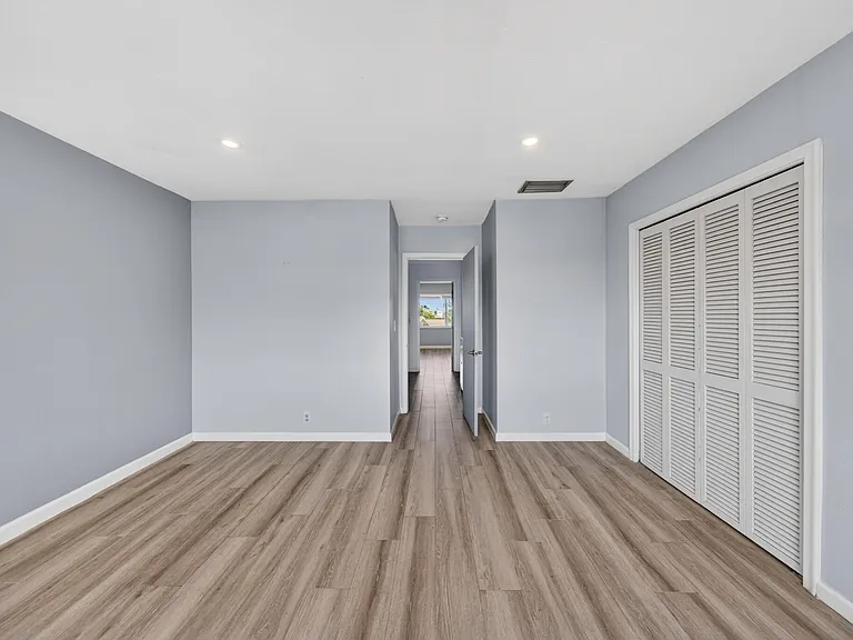 505 NE 20th Ave #209 — Photo 15