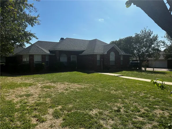 2749 W Moonlight Dr, Robinson, TX 76706