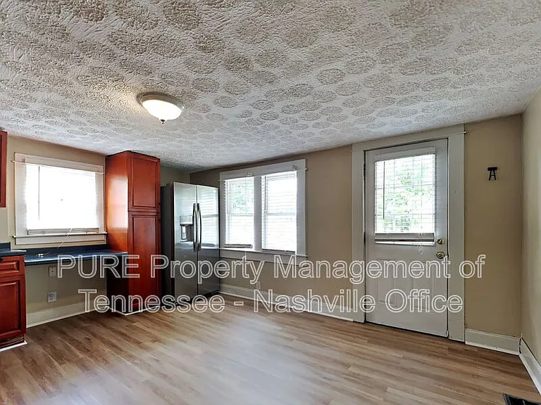 400 Neill Ave — Photo 13