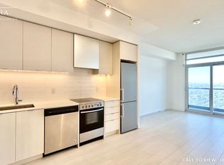 30 Gibbs Rd #3101, Toronto, ON M9B0E4