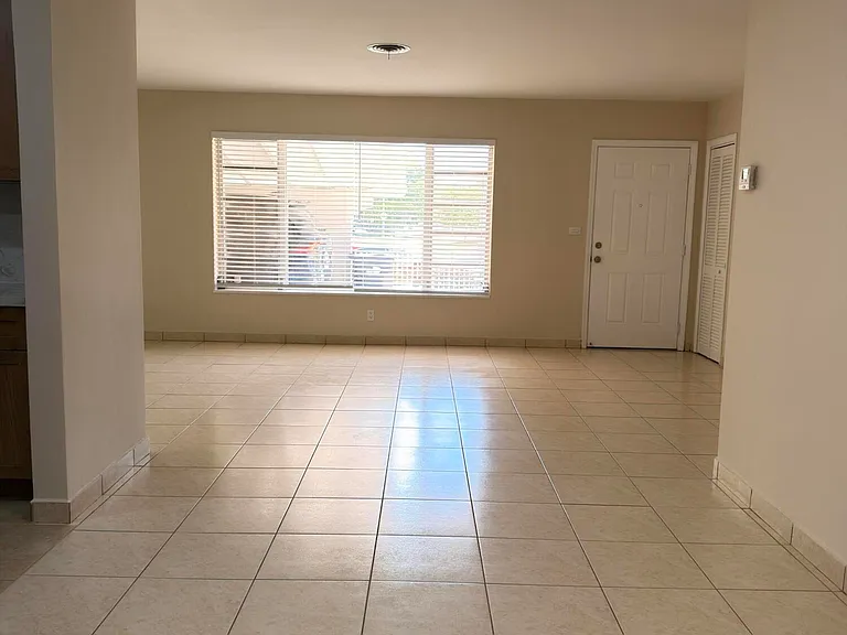 7500 SW 98th Ct — Photo 8