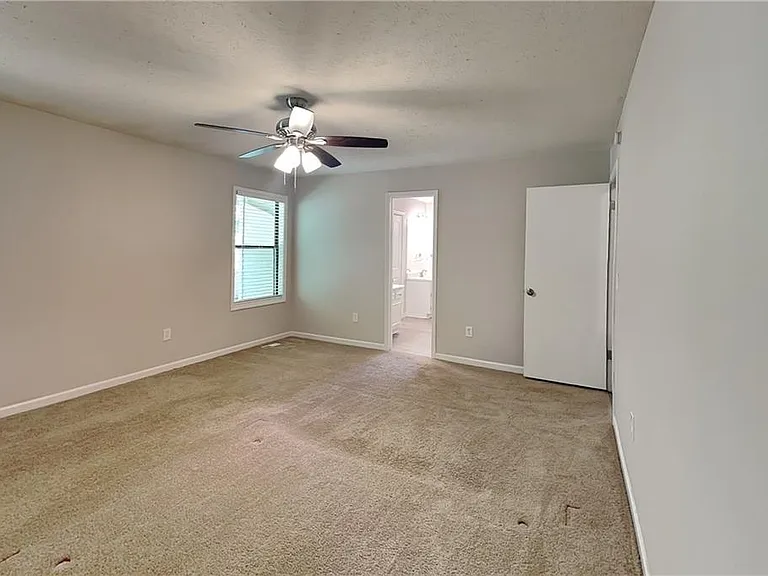 4515 King Springs Rd SE — Photo 9