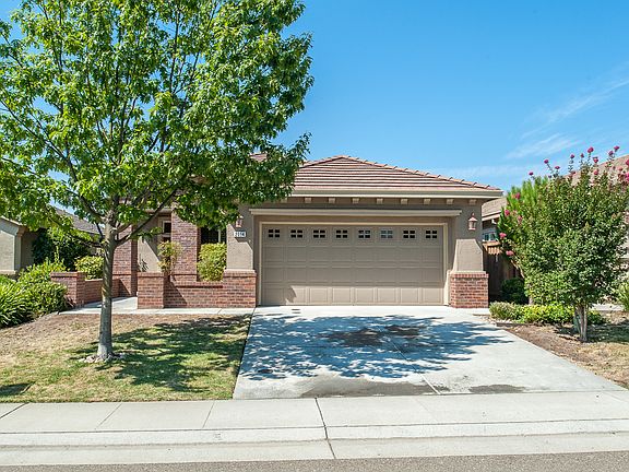 3rd image of 2094 Horseshoe Glen Cir