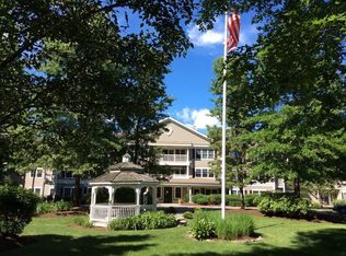 34 Meeting House Ln APT 114, Stow, MA 01775
