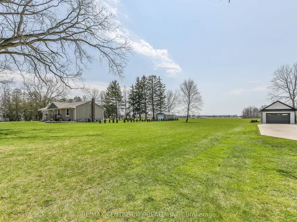 51225 Clinton St, Malahide, ON N0L 2J0