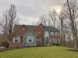 857 Trappers Xing, Milford, OH 45150
