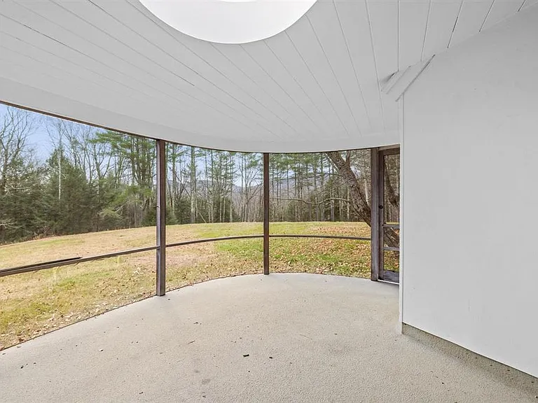 195 Pinnacle Ridge Rd — Photo 29