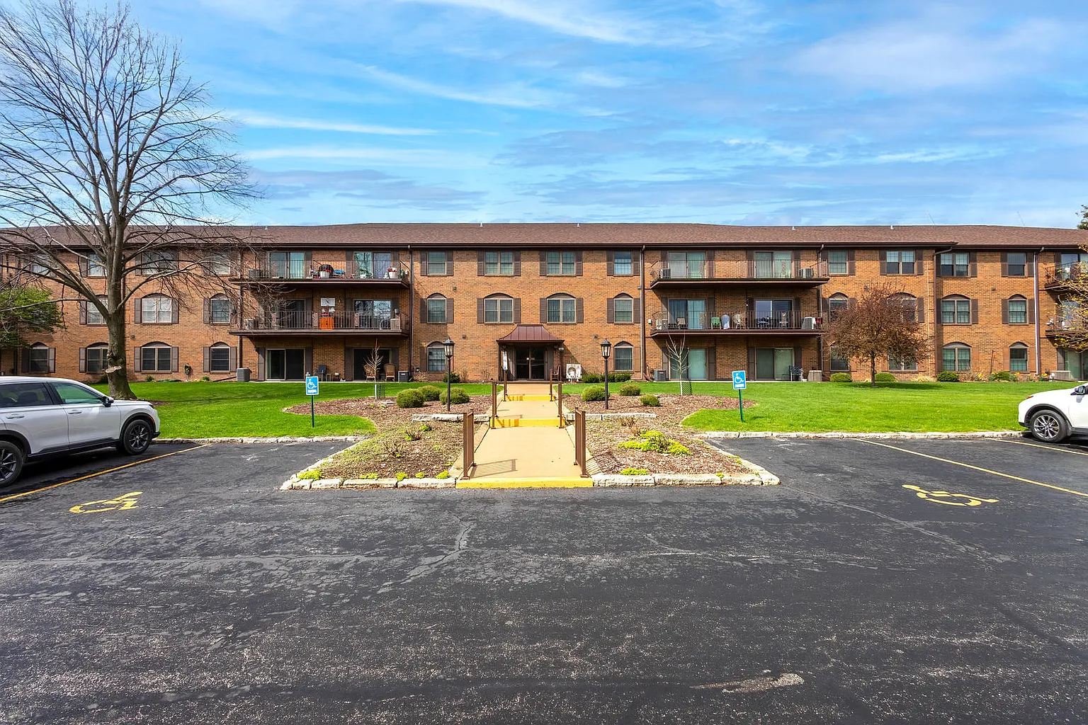 1360 Kimberly Ridge Rd APT 209 photo 1