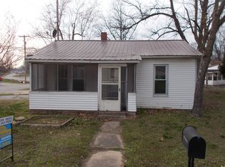 201 NW 4th St, Corning, AR 72422