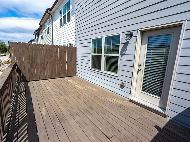 3657 Princeton Ave — Photo 11