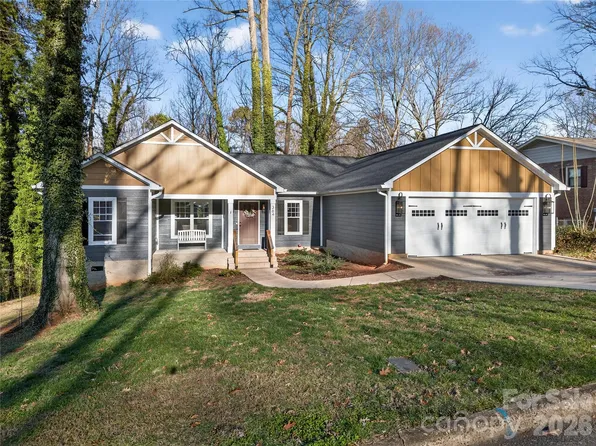 364 N Oakwood Dr, Statesville, NC 28677