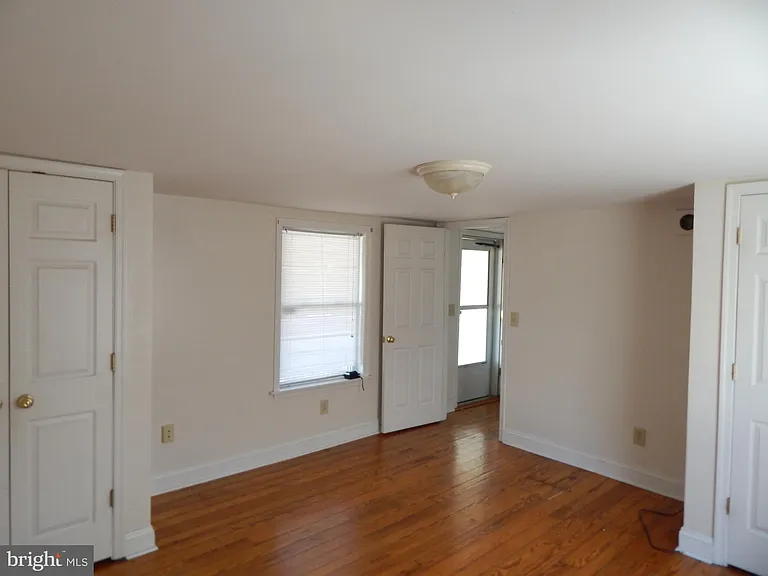 507 W John St #C — Photo 4