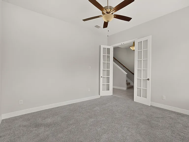 7617 Regal Ln — Photo 4