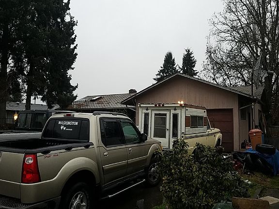 2nd image of 1109 131st St S