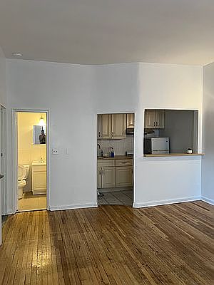 3rd image of 347 W 30th St APT 3A