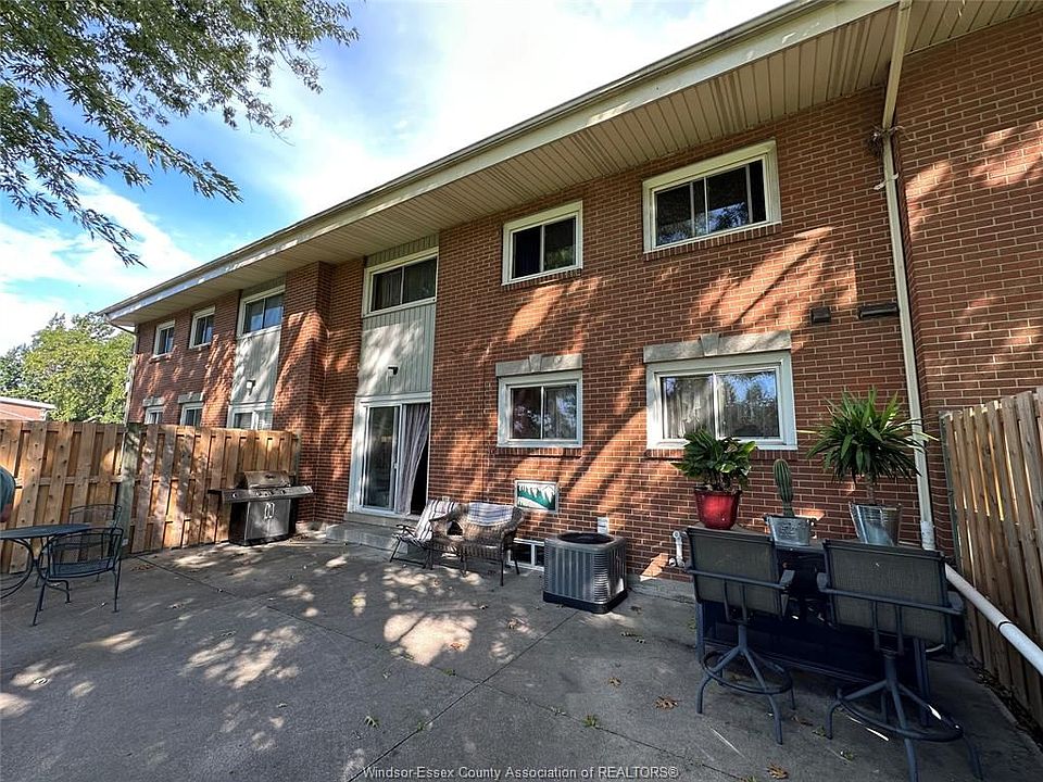 1st image of 1850 Columbia Ct #59