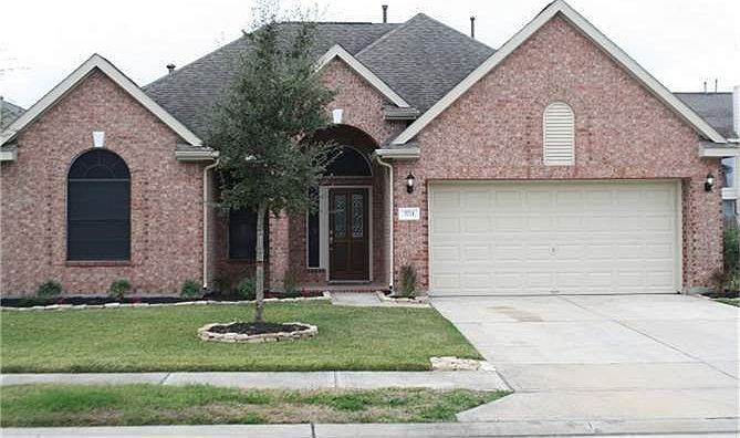 1st image of 3711 Wild Oak Dr