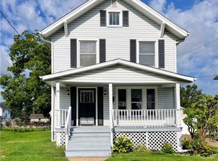 24 18th St SW, Barberton, OH 44203