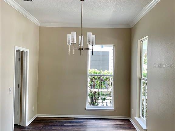 3rd image of 837 Lake Evalyn Dr