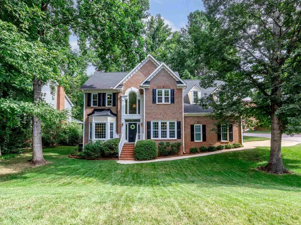 200 Merry Hill Dr, Cary, NC 27518