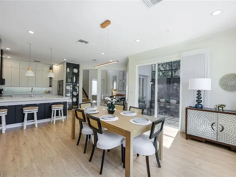 10327 Carolina Willow Dr — Photo 11