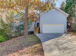 3065 Cove Crossing Dr, Lawrenceville, GA 30045