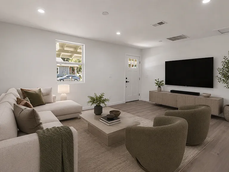 107 W Virginia Ave — Photo 3