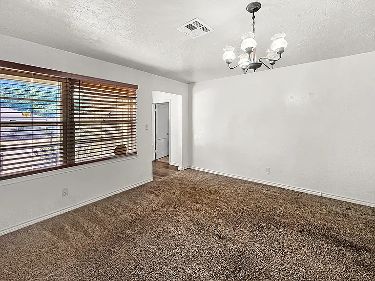 1907 NW Lindy Ave — Photo 12